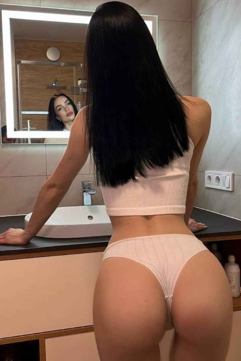 Agathe - GFE