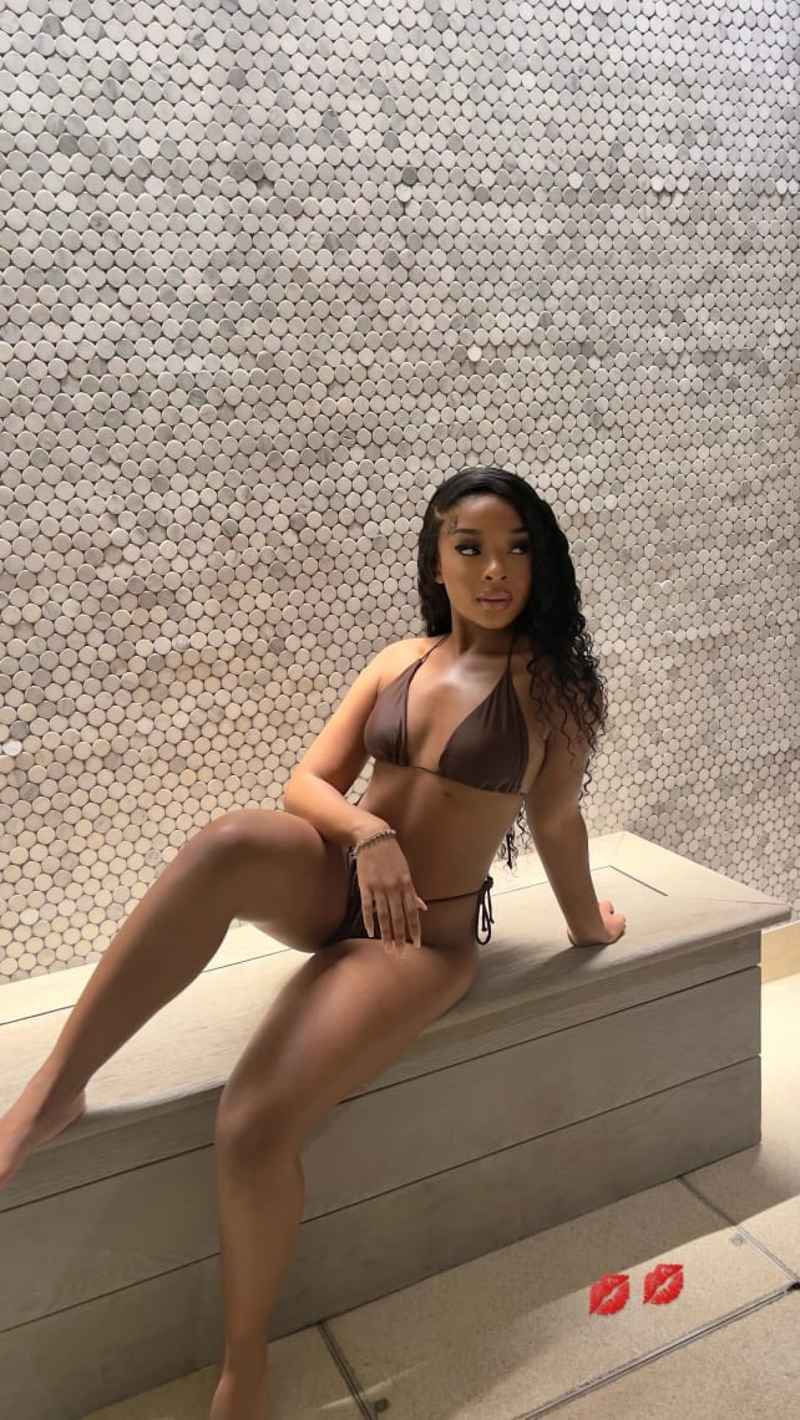 Kimberly - blonde
