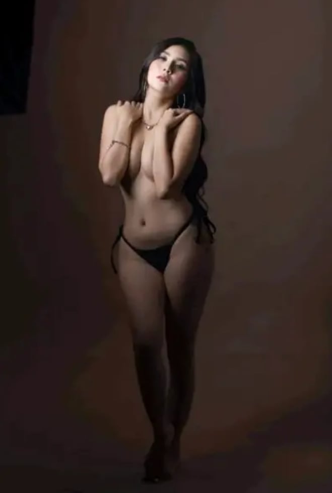 Caitlyn - mature companion