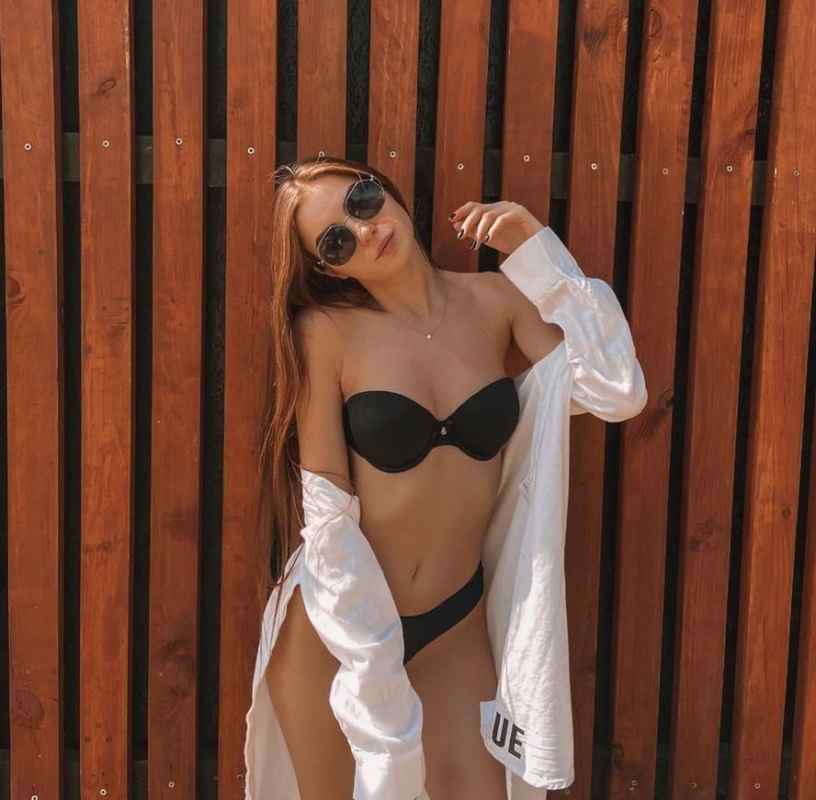 Holly - outcall available