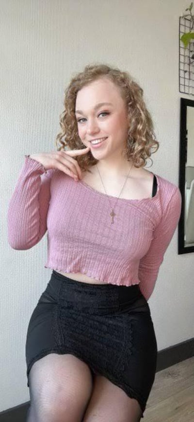 Melissa - mature companion