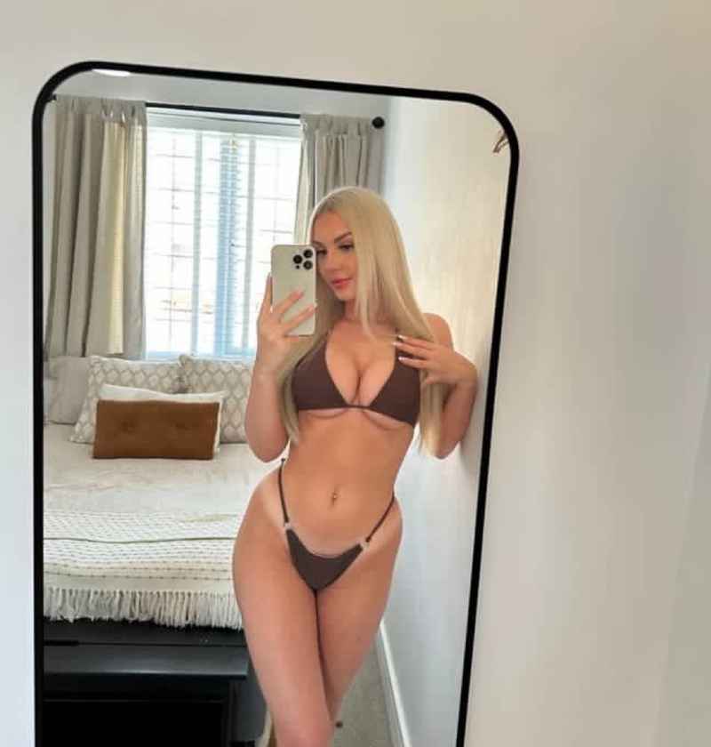 Alexia - independent companion
