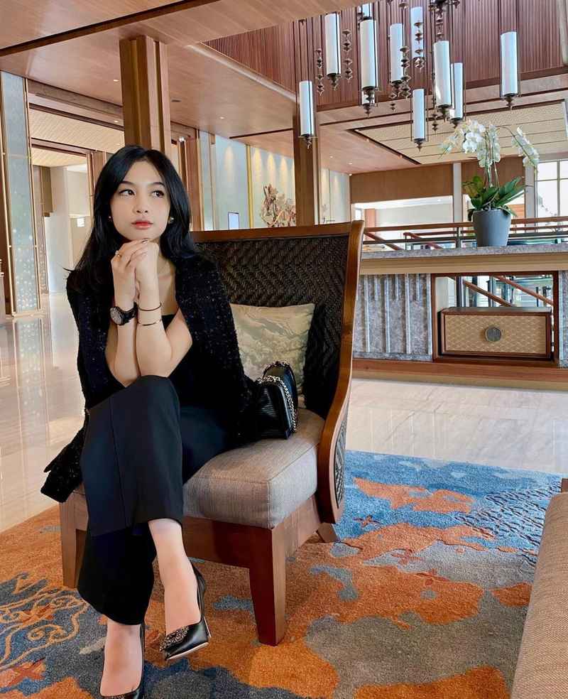 Colleen - outcall available