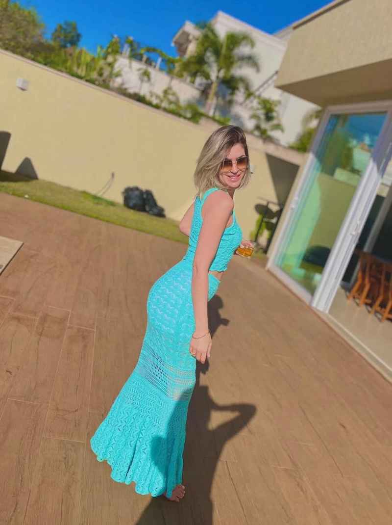 Lara - available now