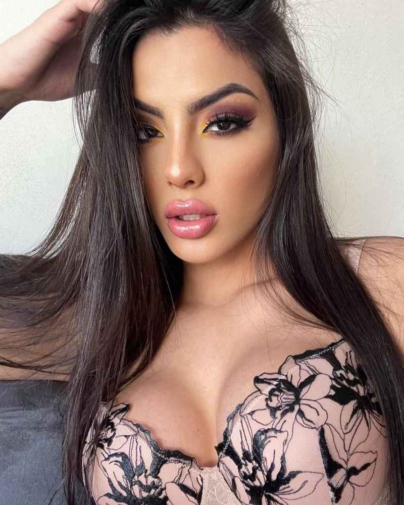 Rosette - outcall available