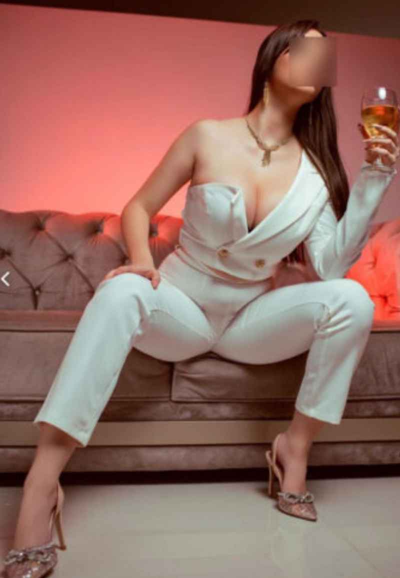 Layla - GFE