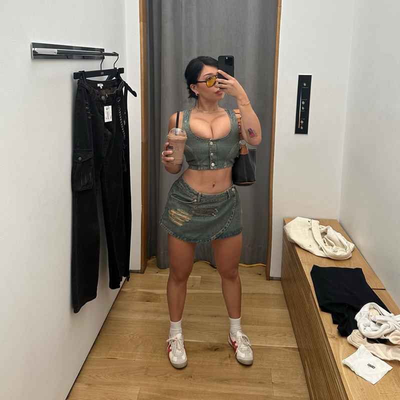 Tina - outcall available