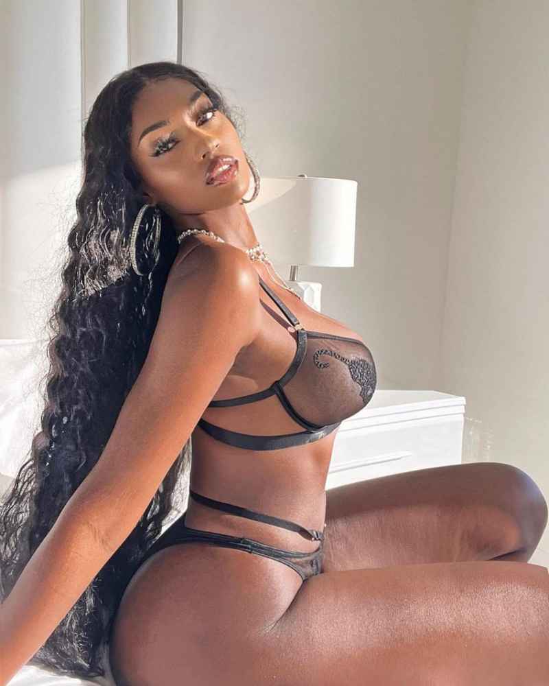Paulette - mature companion
