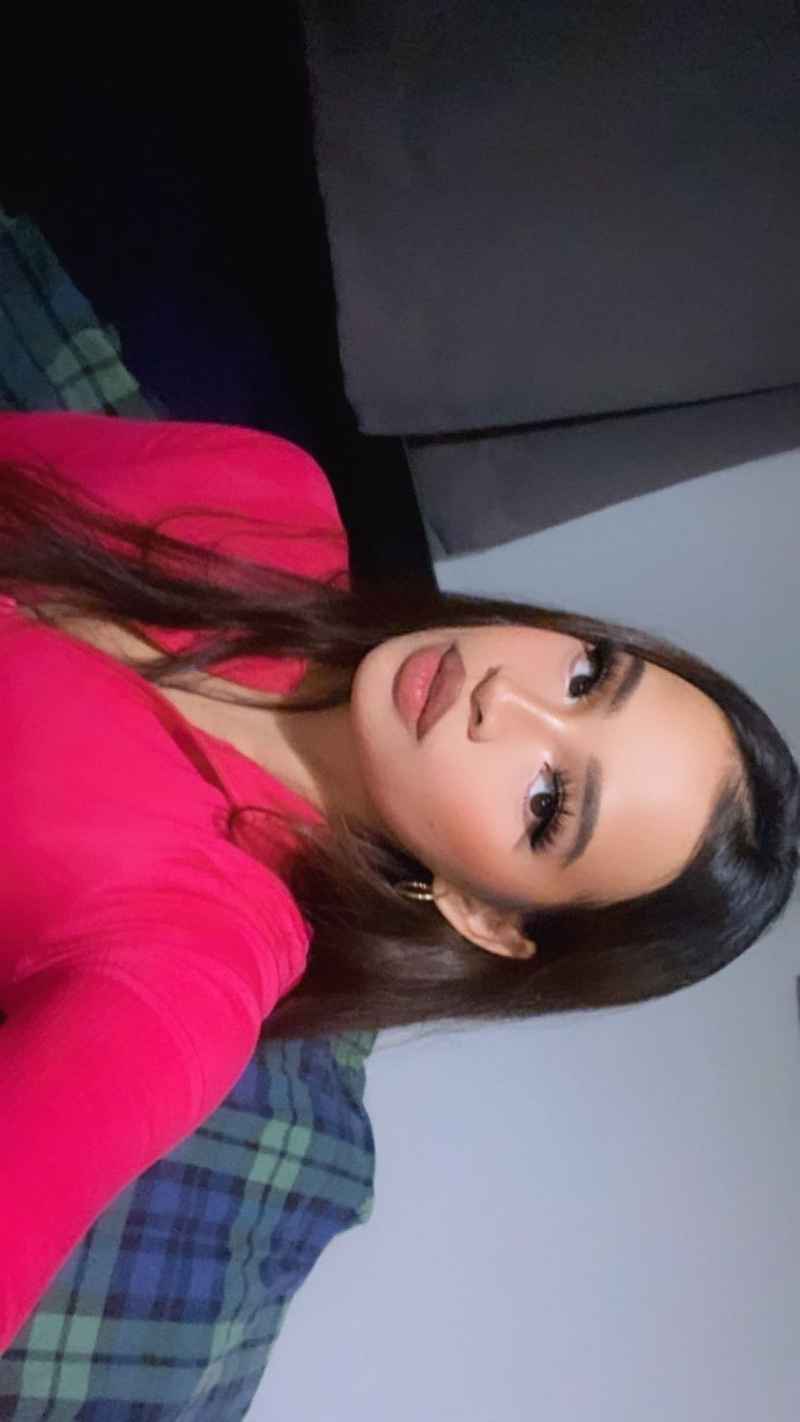 Fleur - brunette