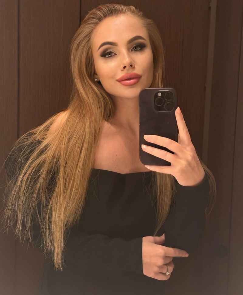 Lauren - blonde