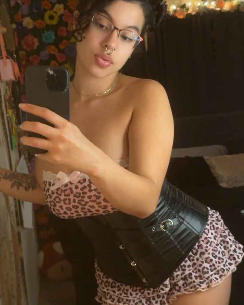 Helene - mature companion