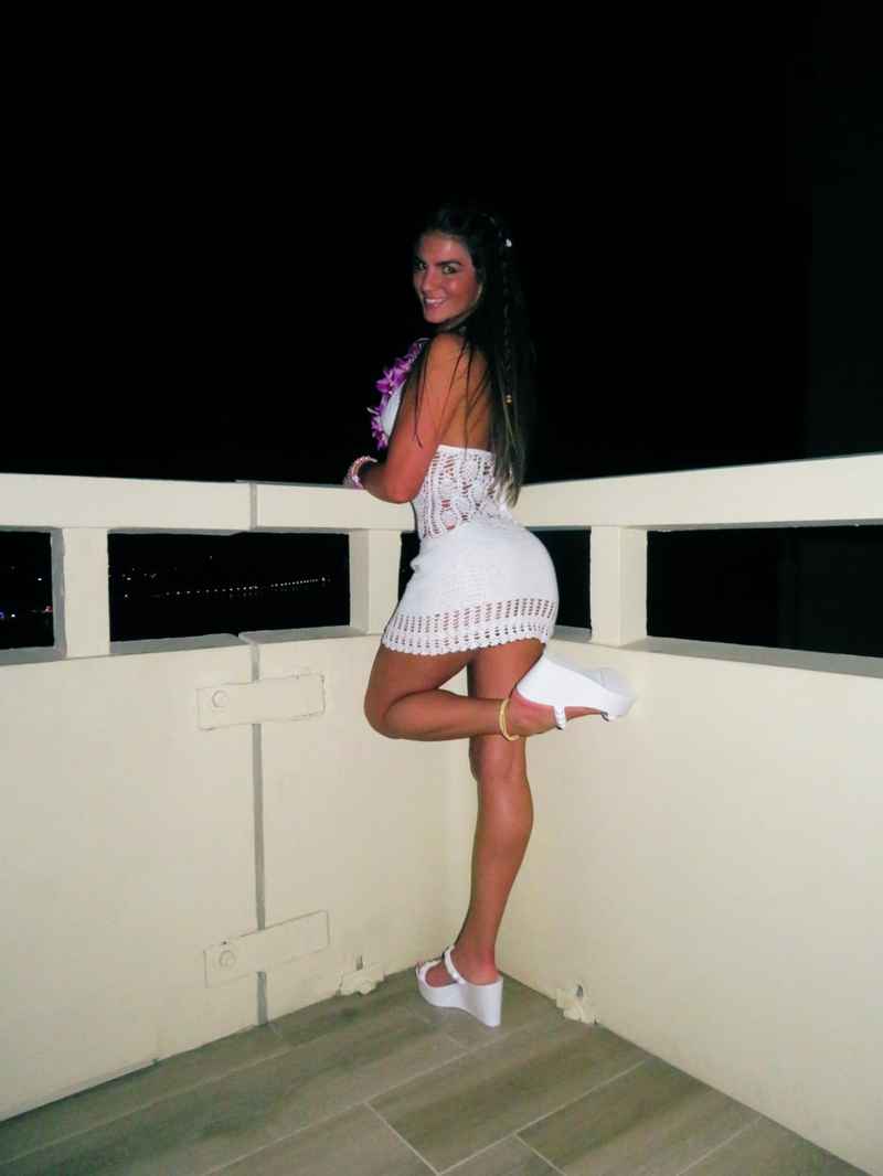 Kimberly - brunette