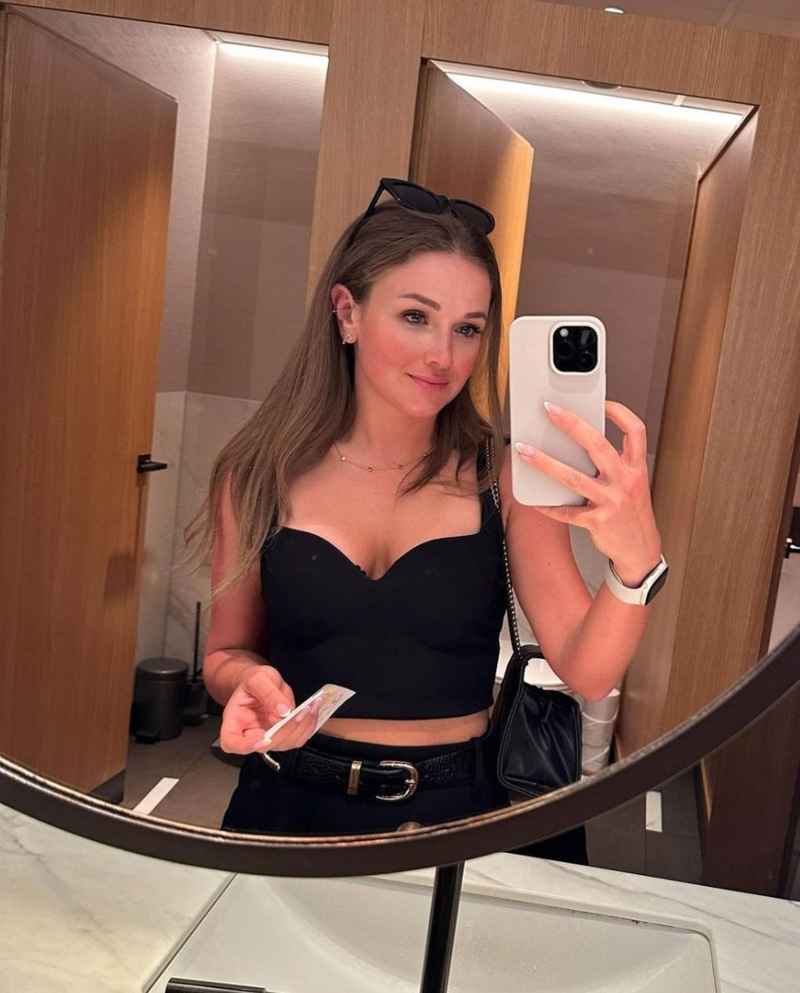 Elise - open minded