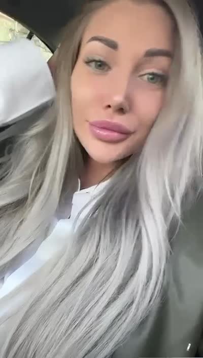 Margaux - independent companion