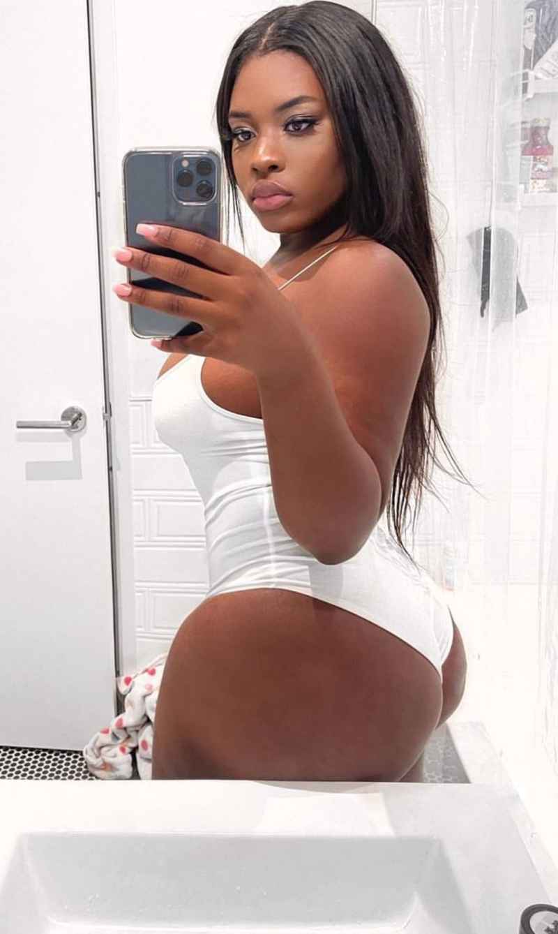 Amy - outcall available