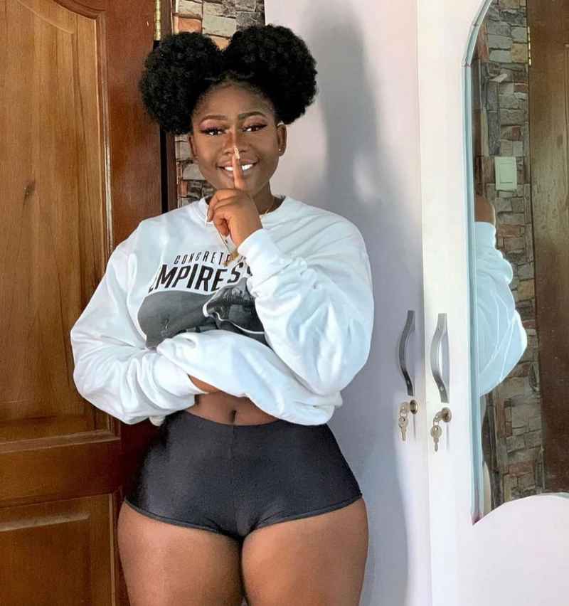 Tara - outcall available