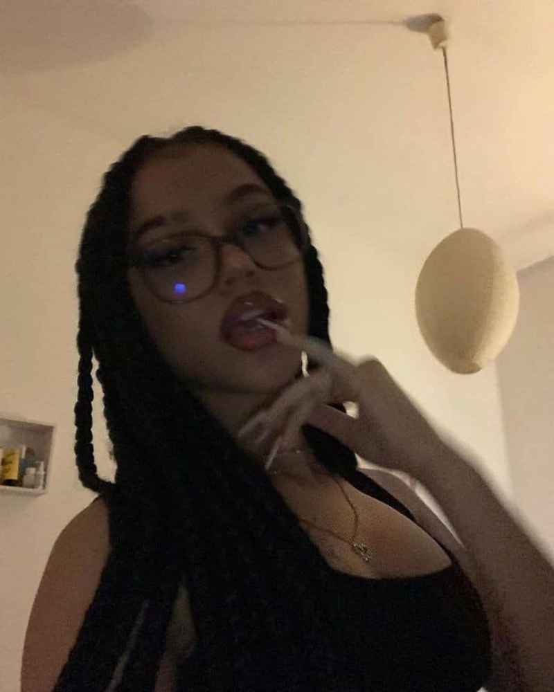 Layla - GFE