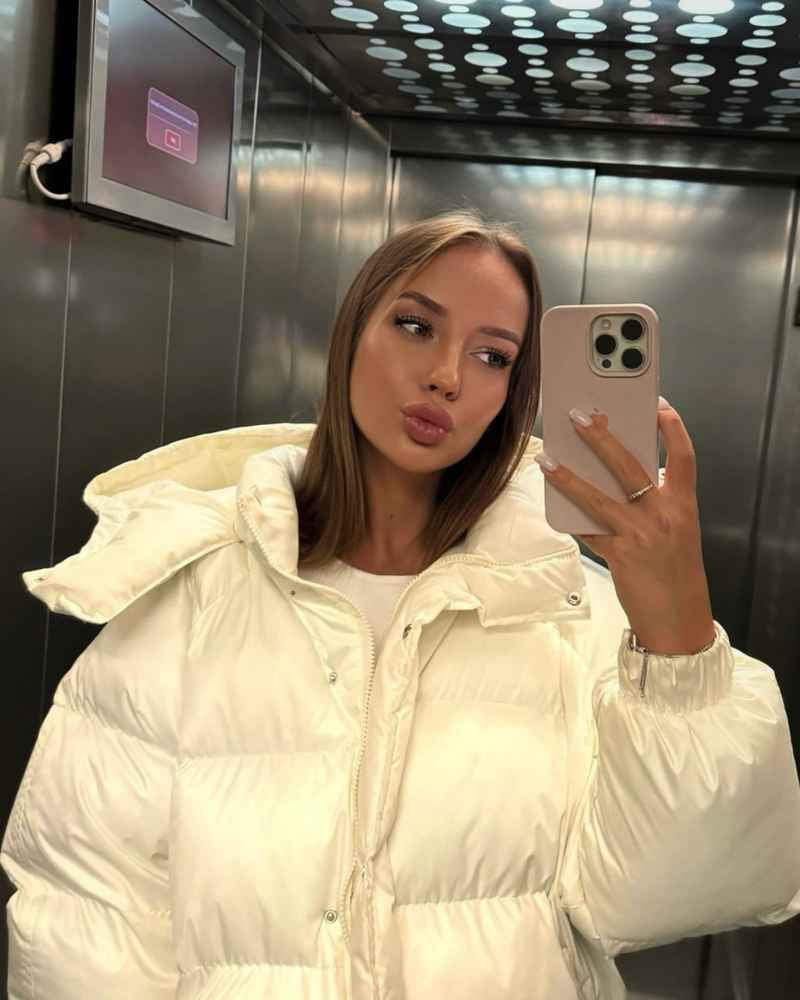 Amelia - party girl