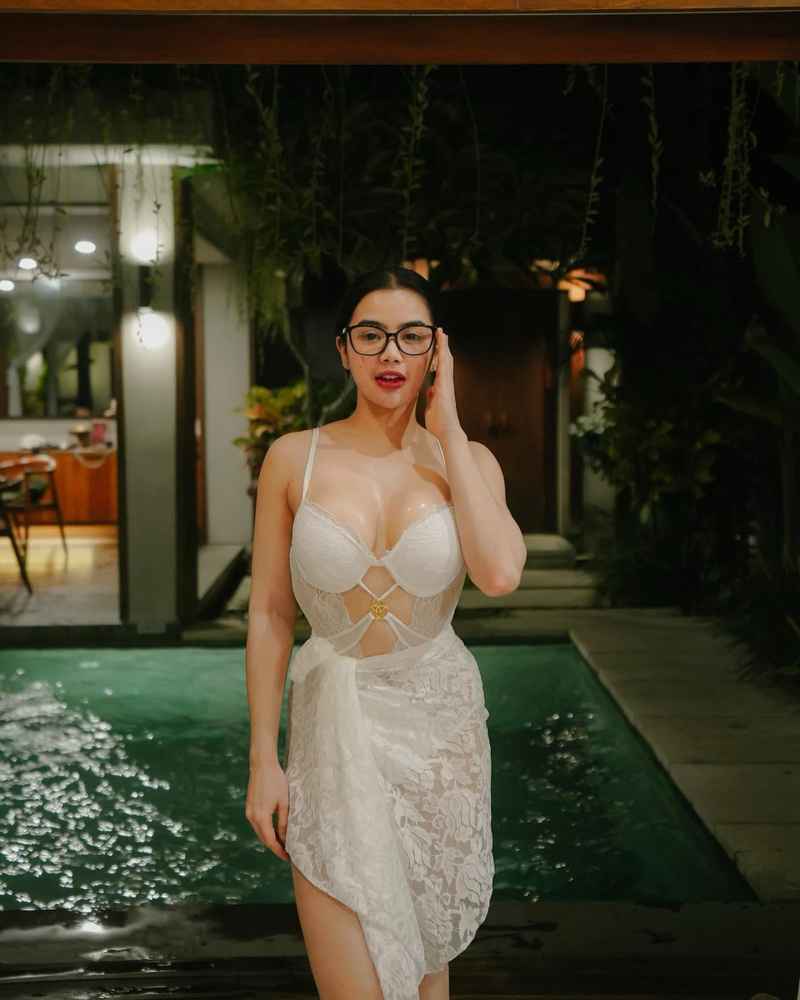 Grainne - outcall available