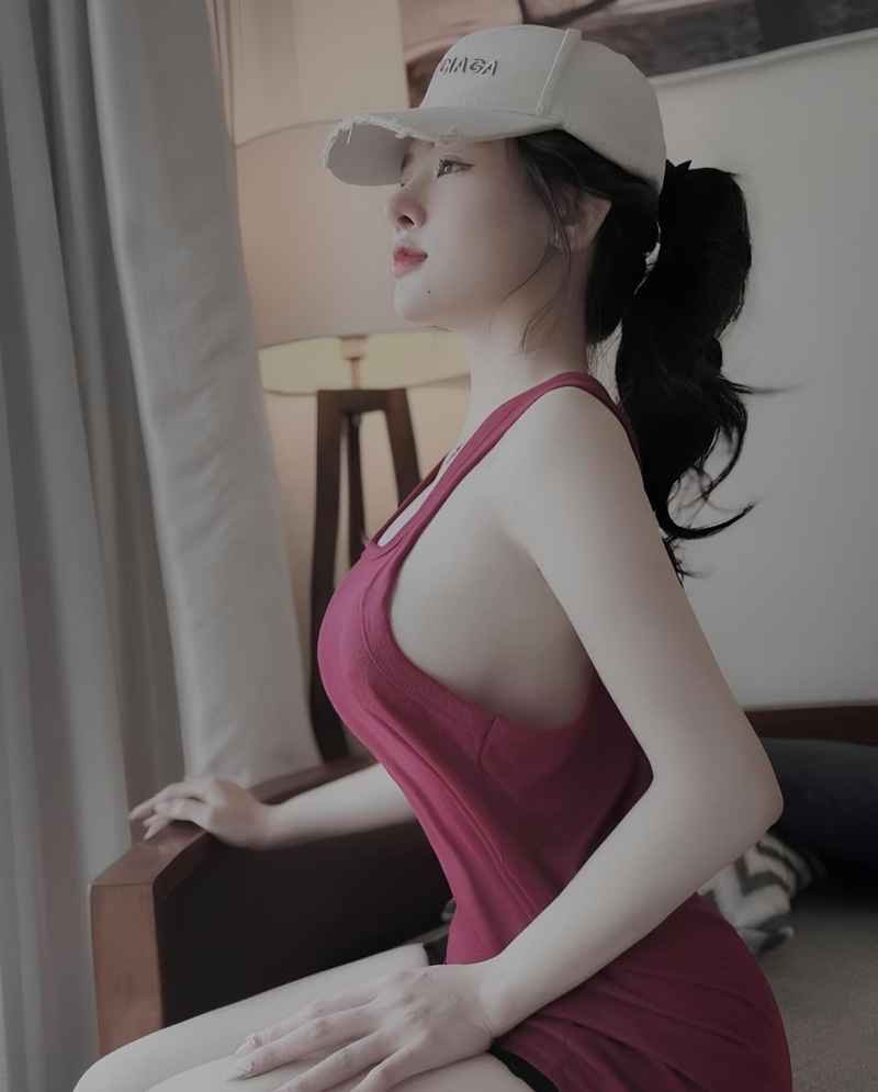 Chloe - mature companion