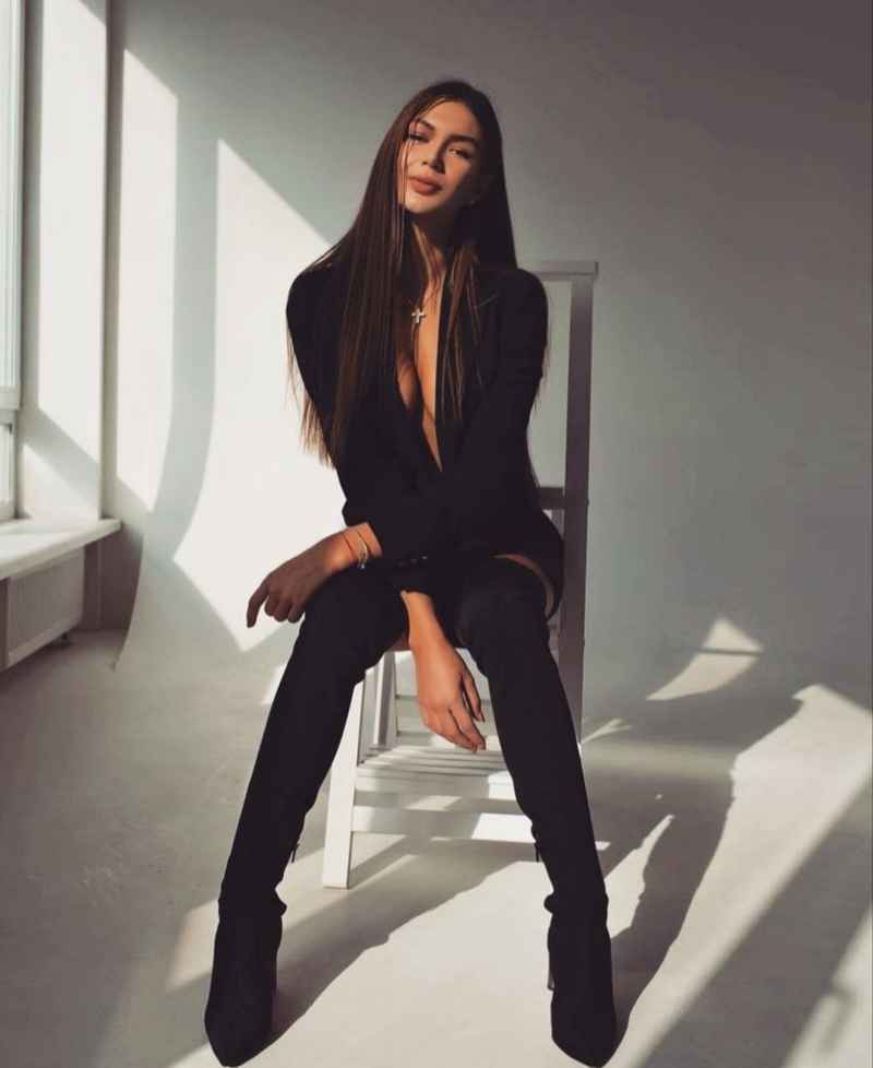 Nina - open minded