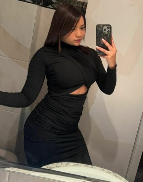Zelie - GFE