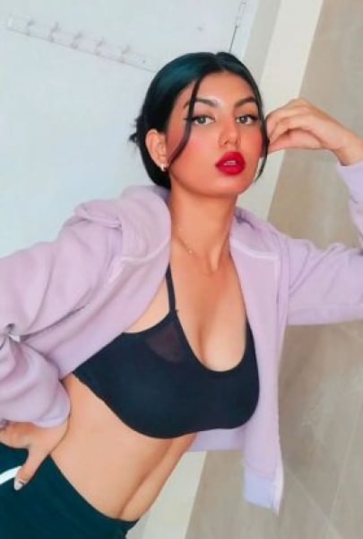 Cindy - independent companion