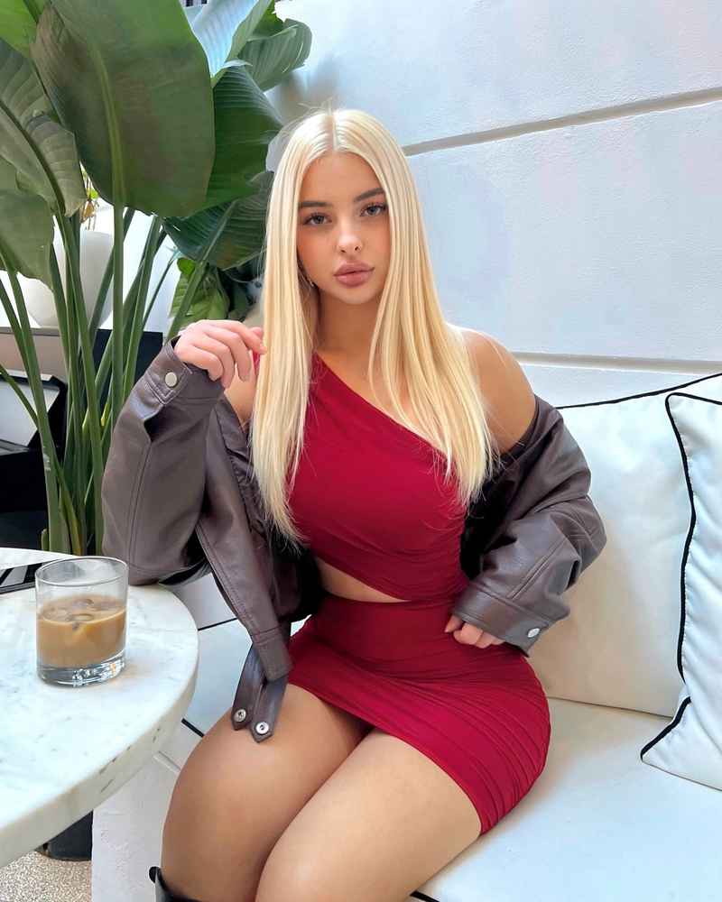 Lauren - independent companion