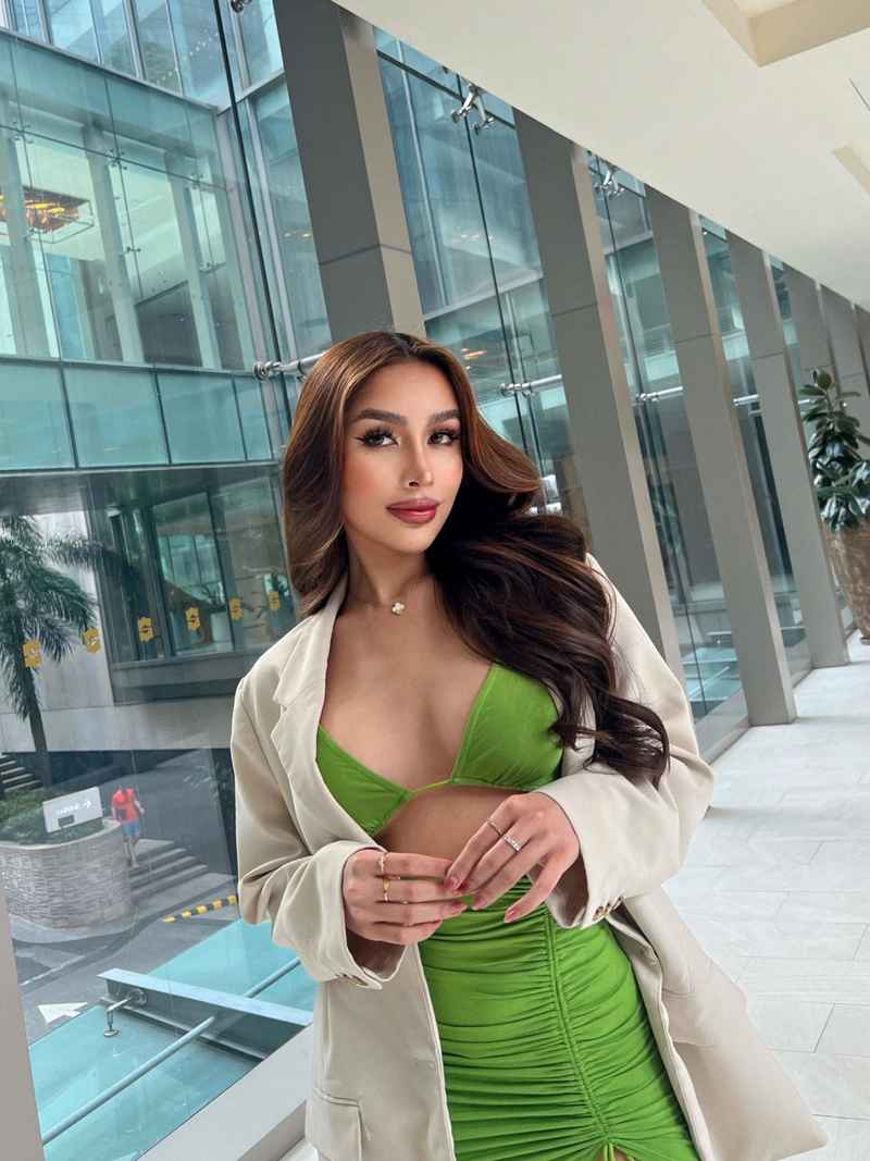 Eleanor - discreet meetings