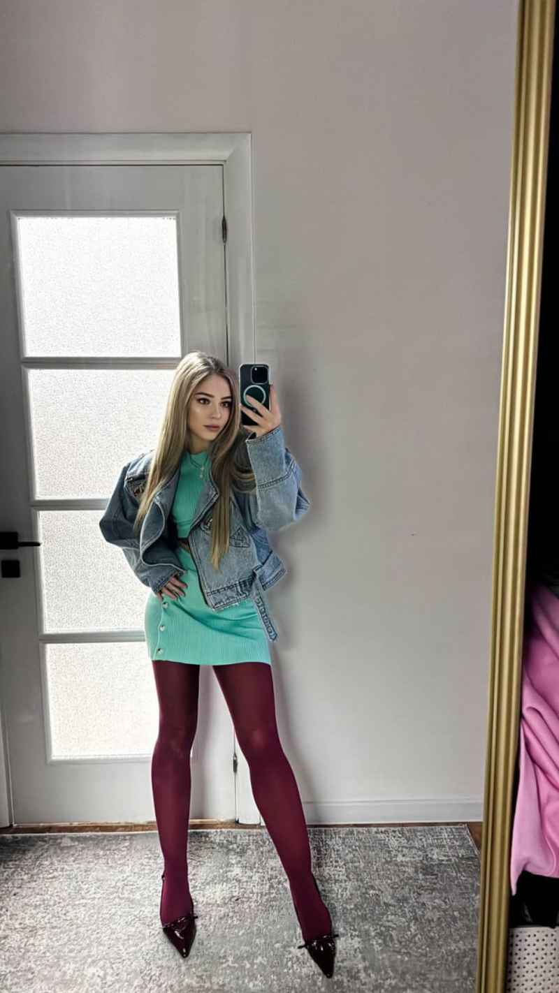 Francine - curvy