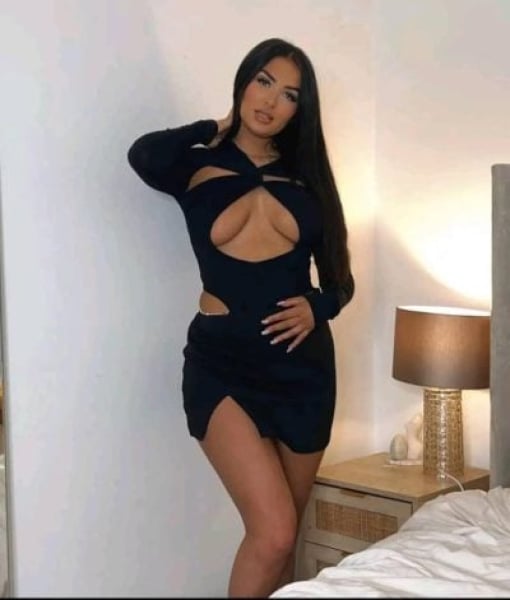 Valerie - mature companion
