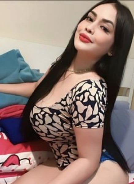 Helene - brunette