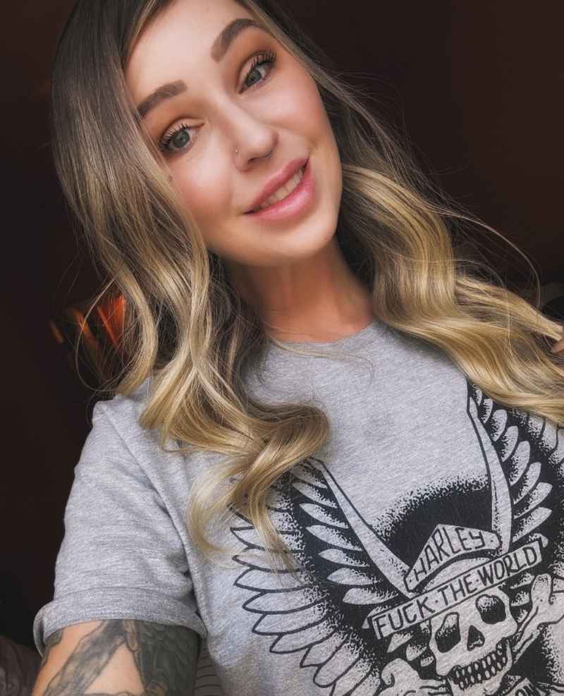 Anaelle - curvy