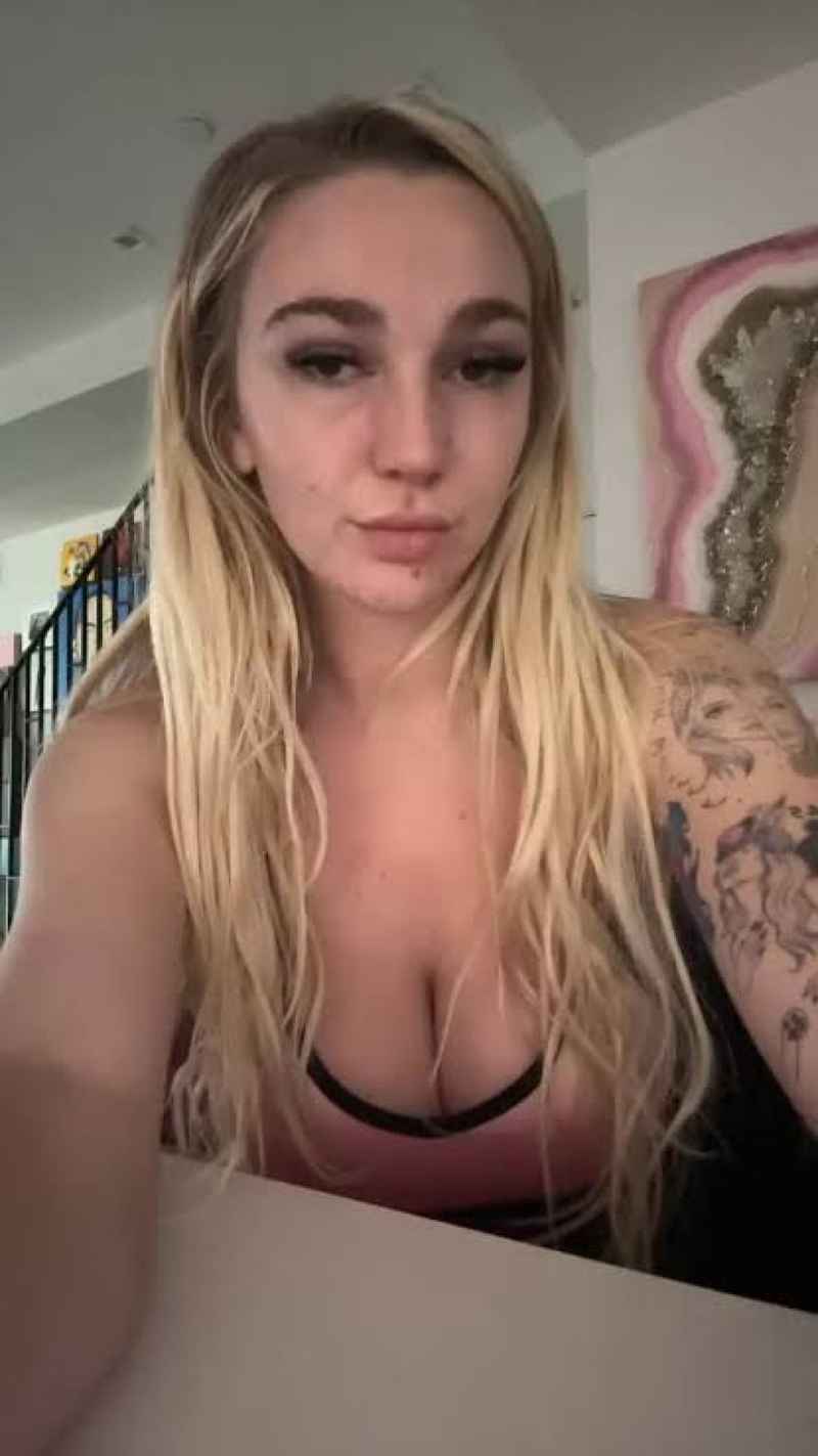 Jacqueline - curvy