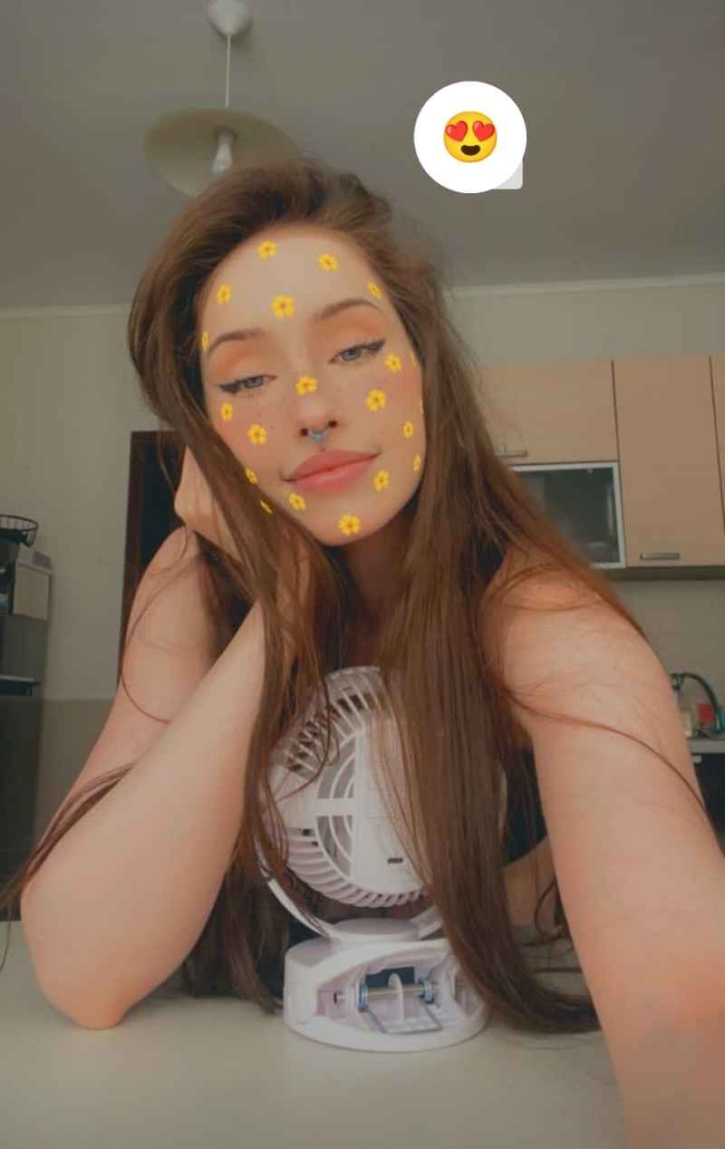 Audrey - party girl