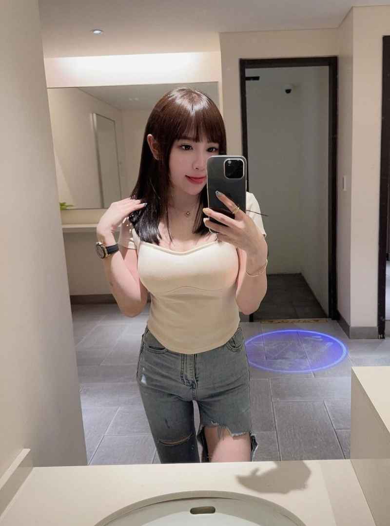Briana - petite
