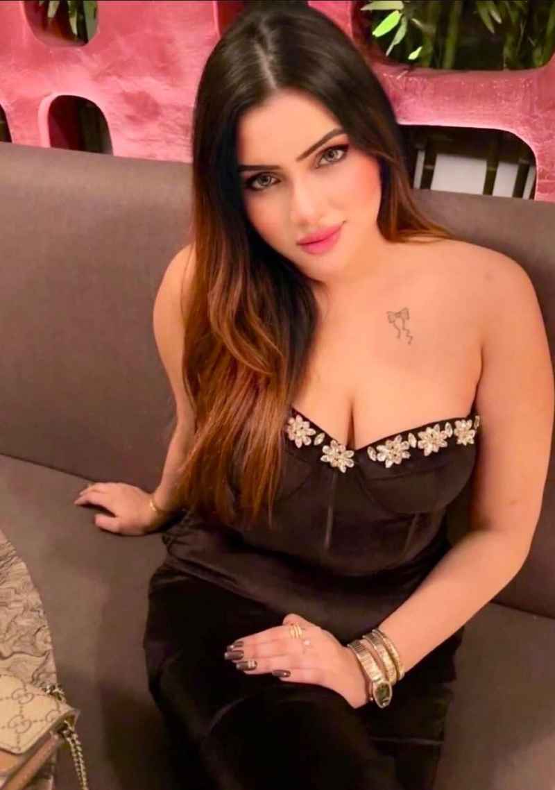 Elsie - GFE
