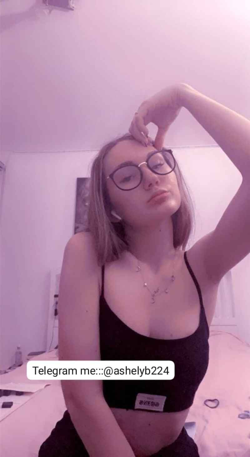 Melissa - curvy