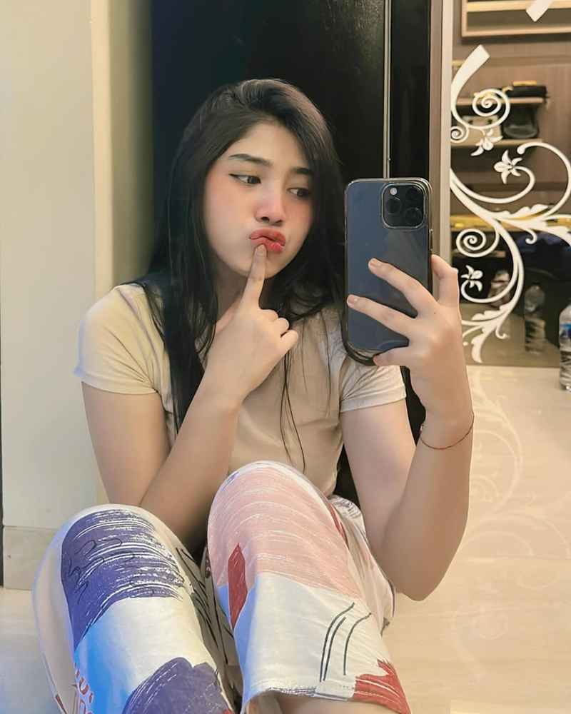 Aurelie - incall tonight