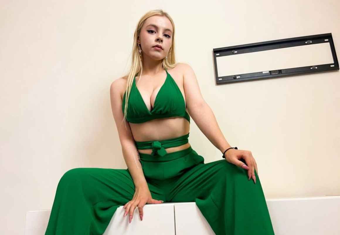 Therese - GFE