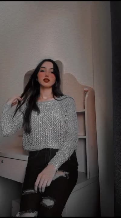 Valerie - petite