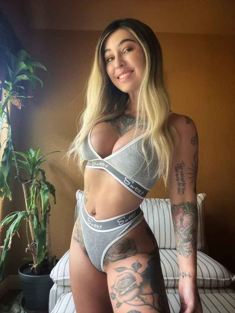Anouk - outcall available