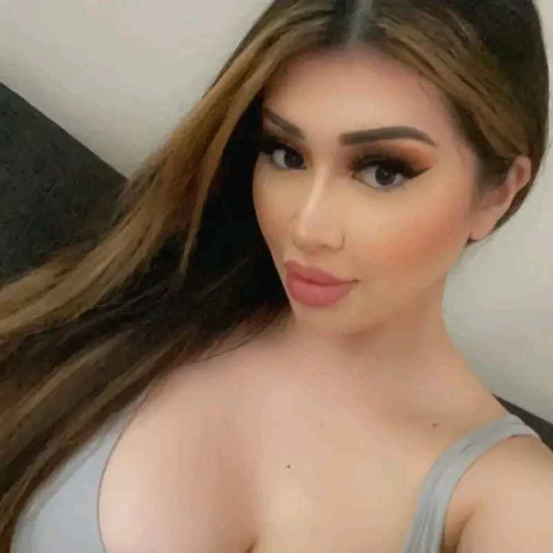 Annette - mature companion