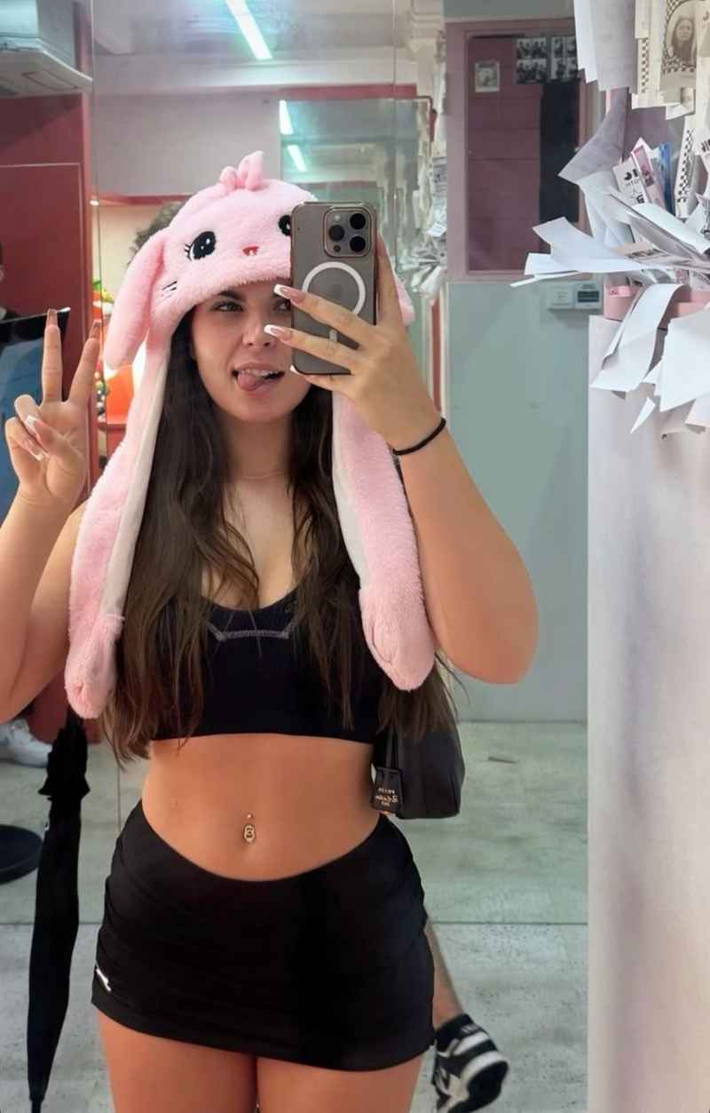 Margaux - outcall available