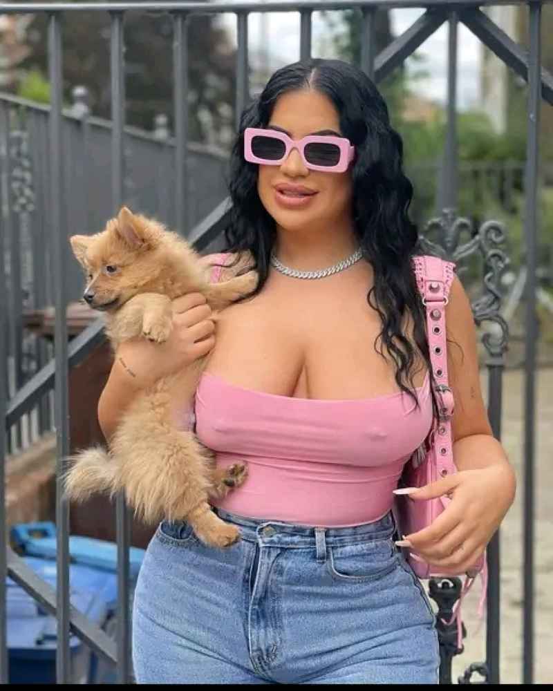 Briana - discreet meetings