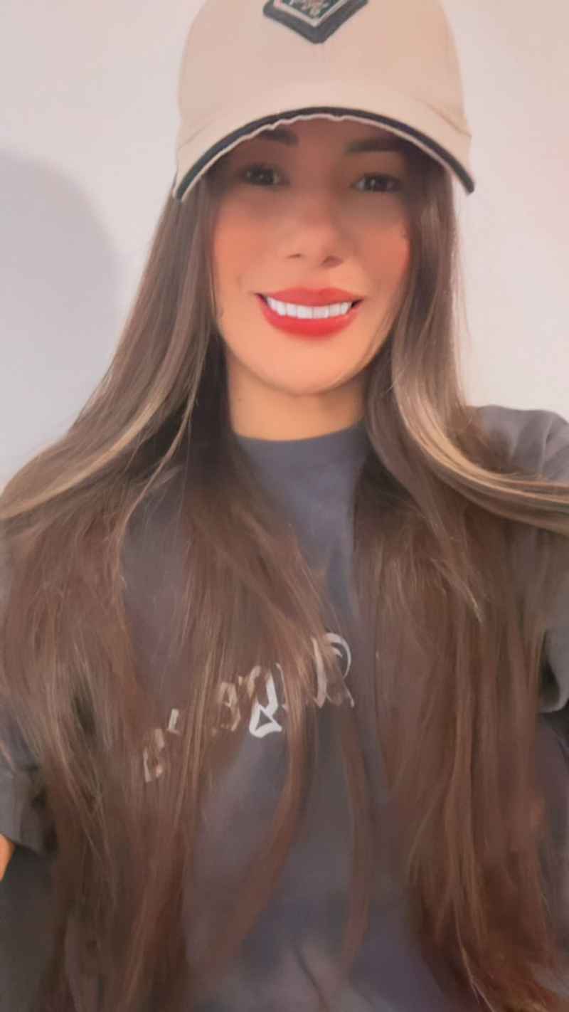 Estelle - new in town