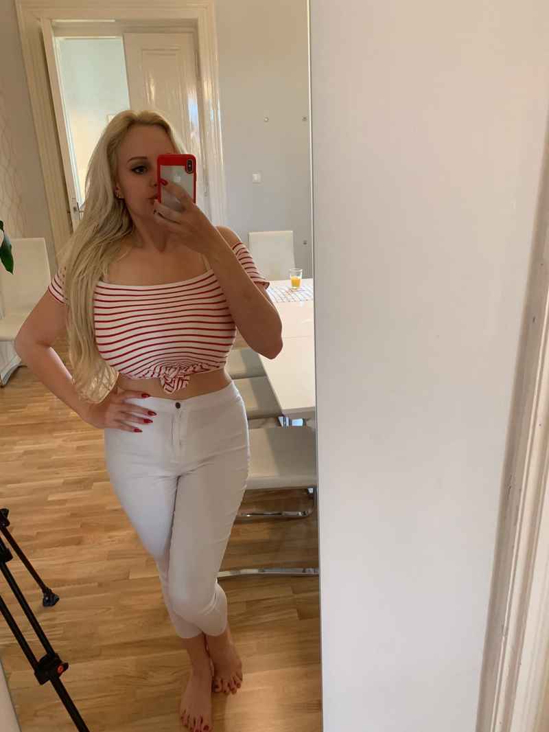 Alexia - local girl