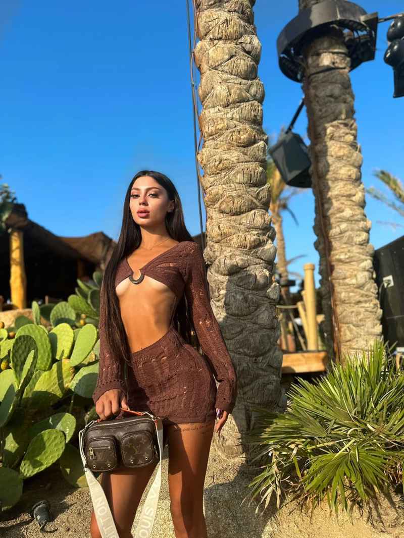 Danielle - outcall available
