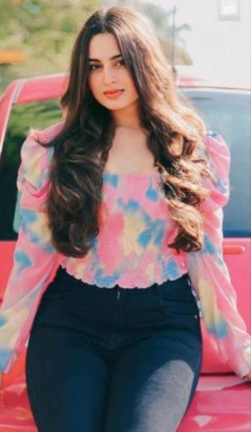 Zoe - local girl
