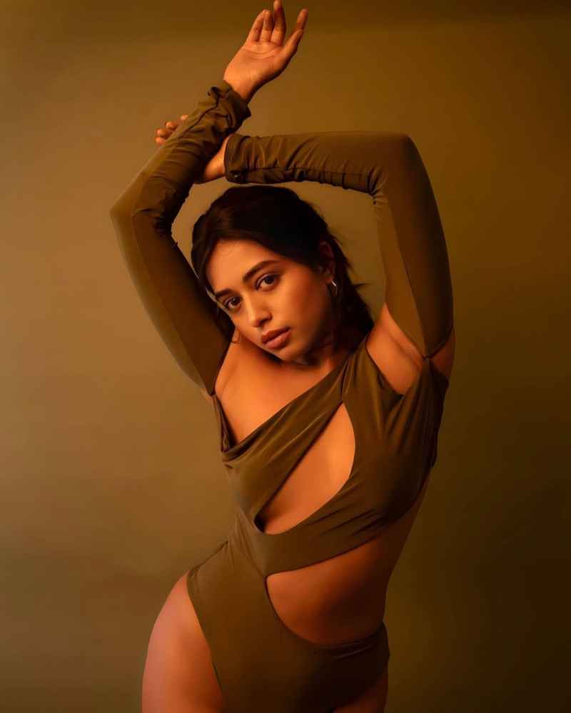 Laura - open minded